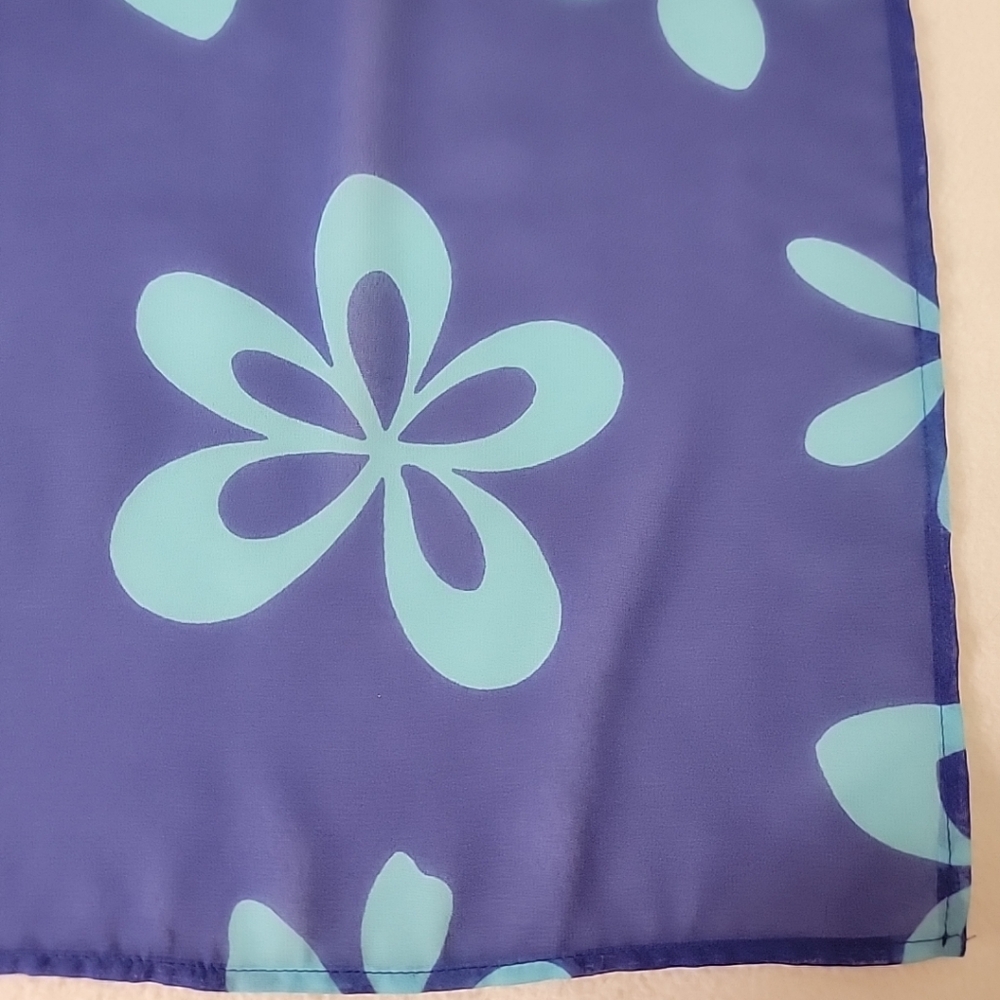 La Blanca Blue Floral Semi Sheer Rectangle Scarf - Picture 2 of 4